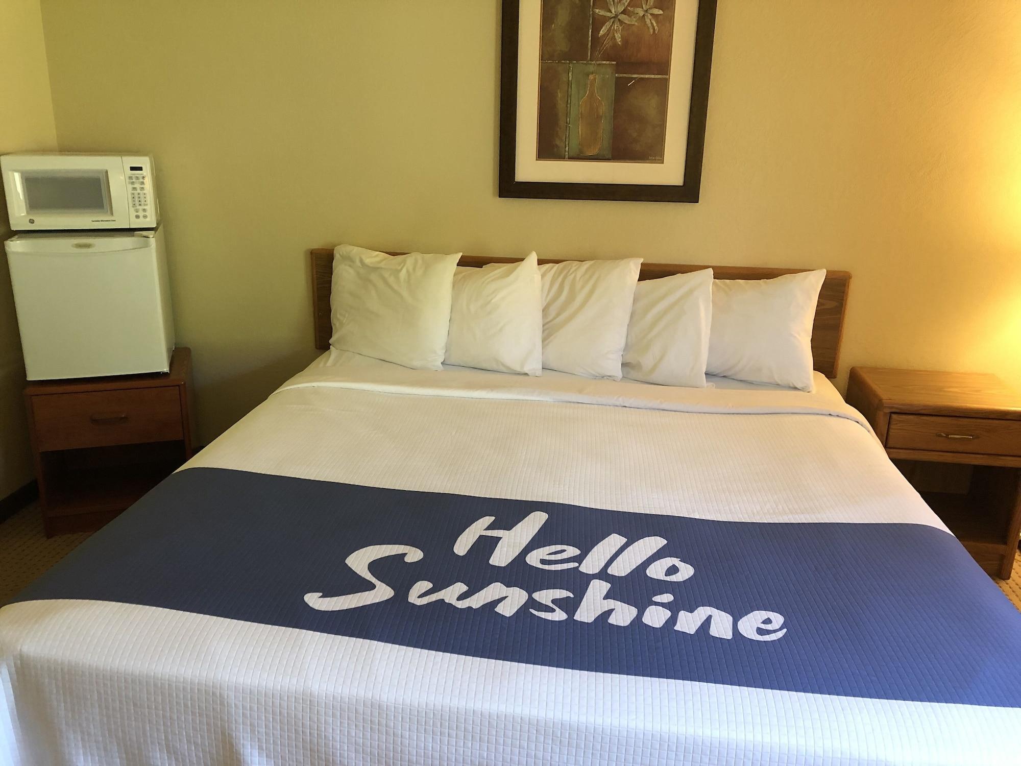 Days Inn By Wyndham Iron Mountain Eksteriør billede